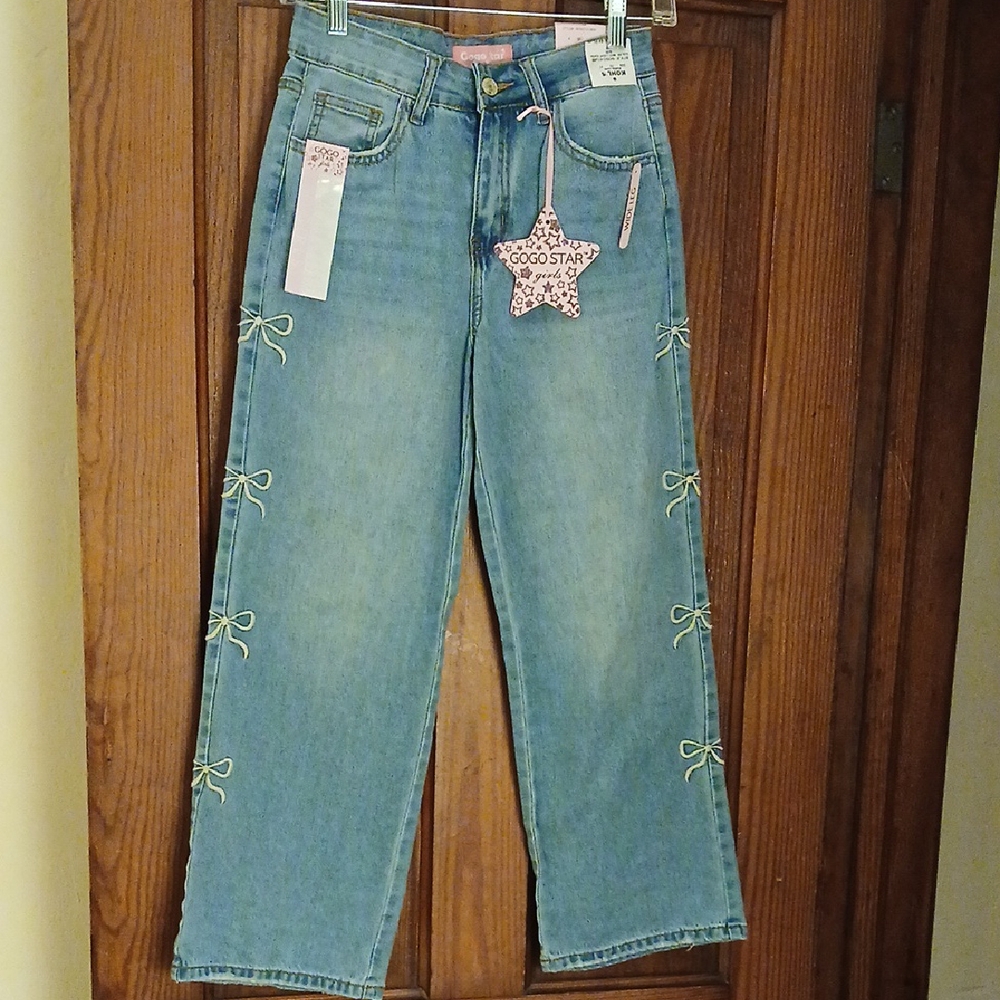 NWT Young Teen/Kids Sz 10 Blue Jeans with Bow Accents
